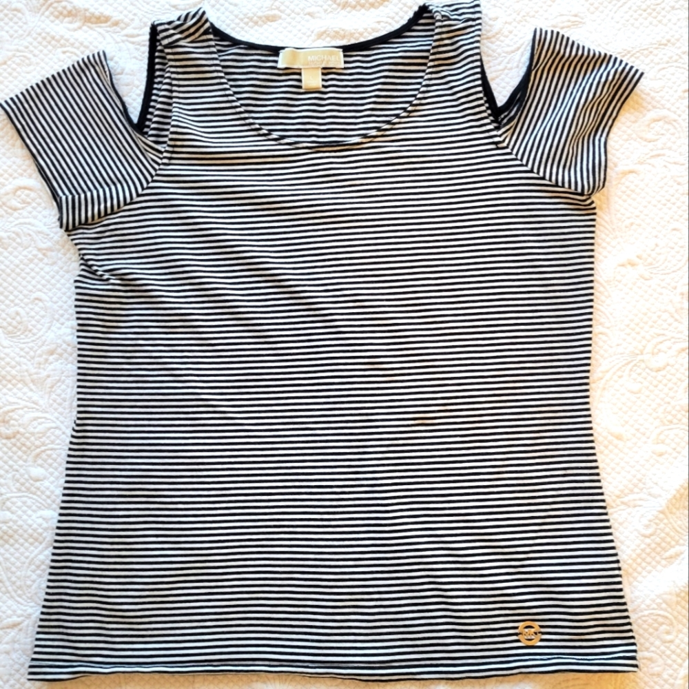 Off the shoulder black and white Michael Kors shirt size L